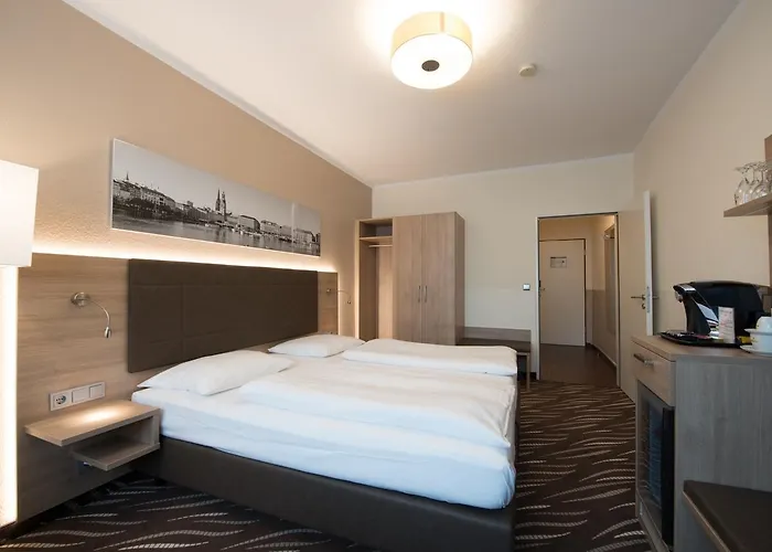 Hotel Heikotel - Stadtpark Residenz 3*