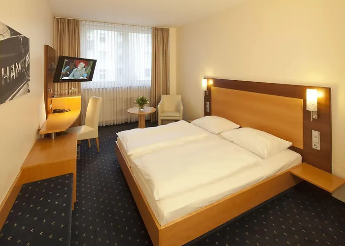 Hotel Heikotel - Stadtpark Residenz 3*