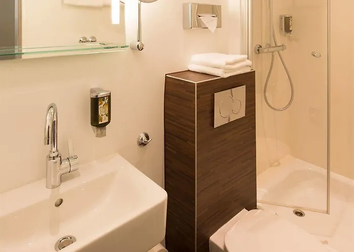 Hotel Heikotel - Stadtpark Residenz 3*