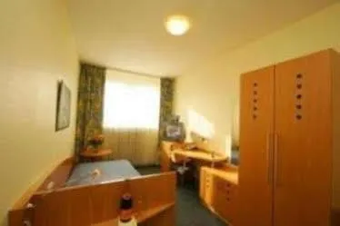 Hotel Heikotel - Stadtpark Residenz 3*